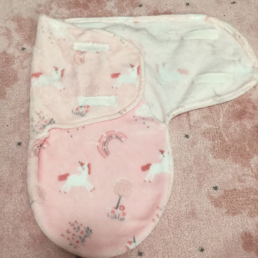 Swaddle - Picture 2 of 3